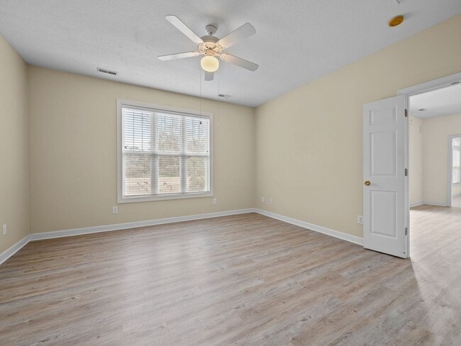 Building Photo - Efficient Brandywine home Available now