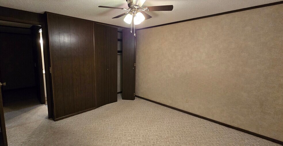 Bedroom 1 - 27035 Oakmead Dr