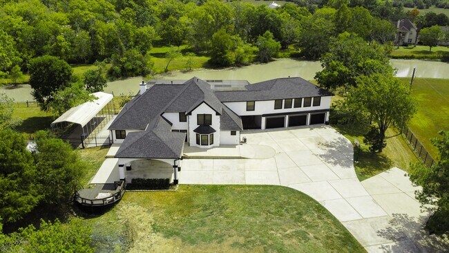 Building Photo - 9108 Quail Ridge Dr