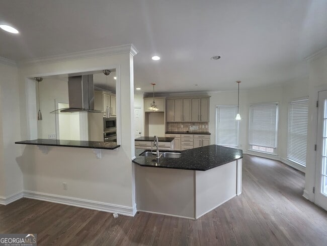 Building Photo - 166 Glen Eagle Way