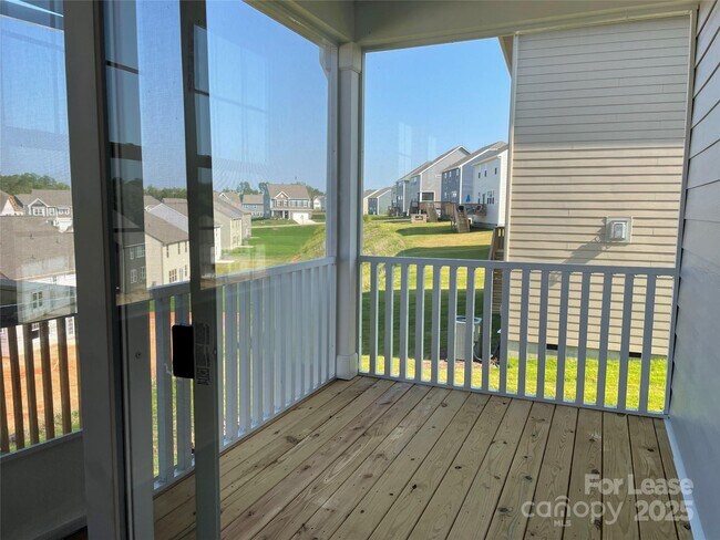 Building Photo - 17618 Snug Harbor Rd