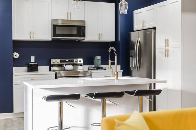 Building Photo - 1523 S East St