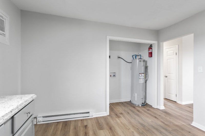 Building Photo - 324 State St