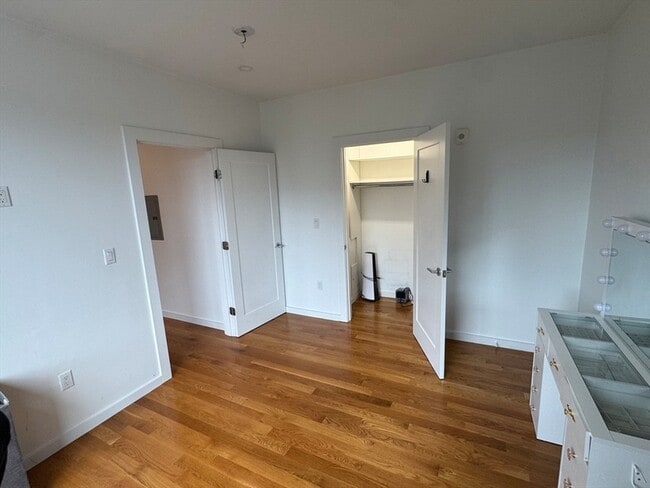 Building Photo - 49 Rogers St