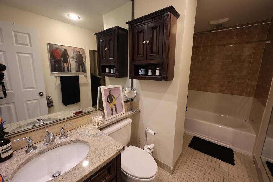 Building Photo - 416 Commonwealth Ave