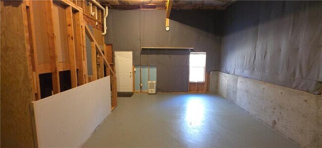 Building Photo - 2784 James Henry Dr