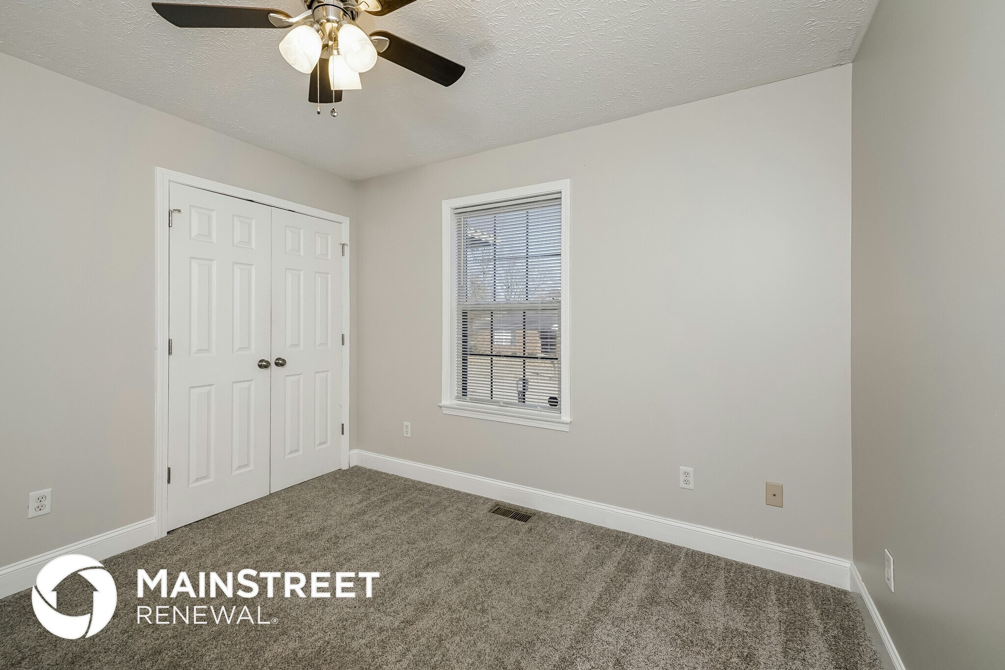 Building Photo - 8910 Greenmoore Dr
