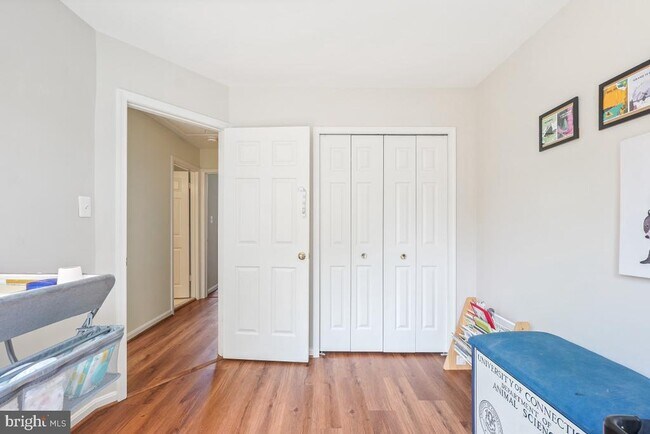 Building Photo - 46934 Trumpet Cir