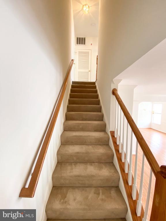 Building Photo - 2663 Manhattan Pl