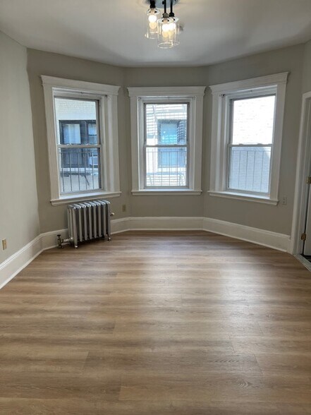 Building Photo - 59 Hemenway St