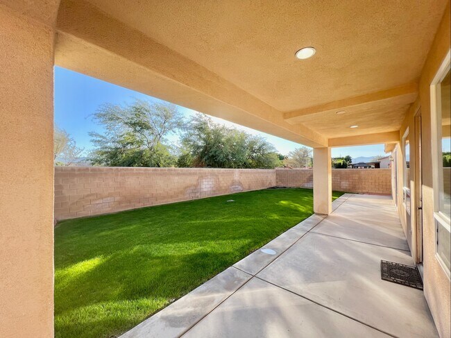 Building Photo - 81125 Avenida Fayelynne