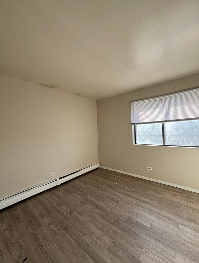 Building Photo - 3068 Bernice Ave