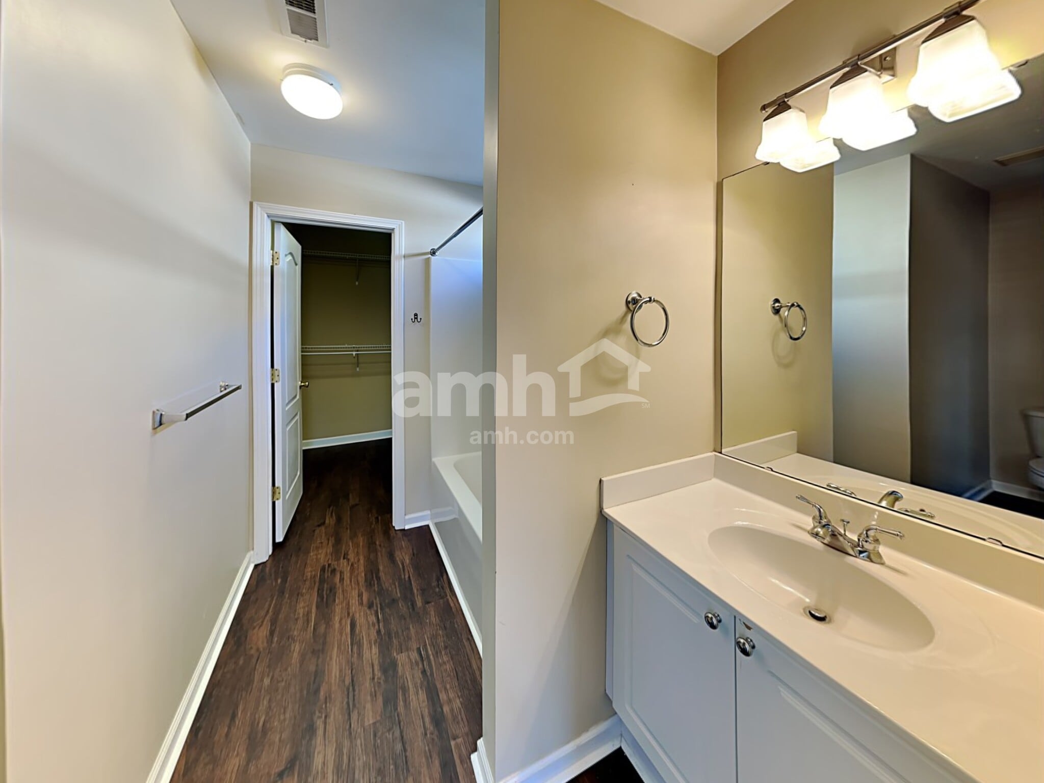 Building Photo - 7528 Prairie Rose Ln