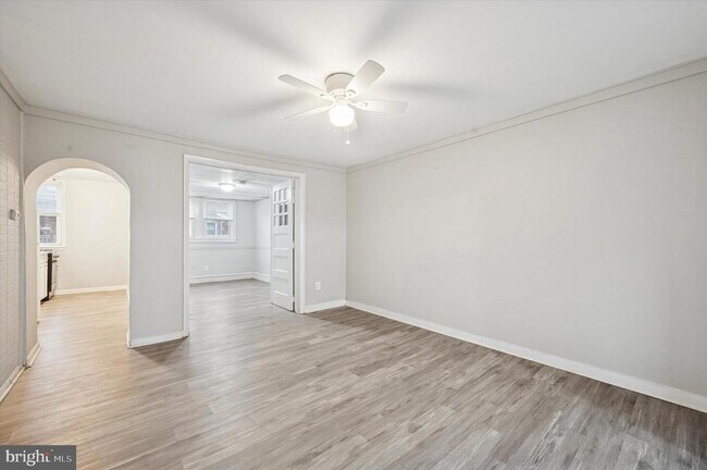 Building Photo - 6619 Guyer Ave