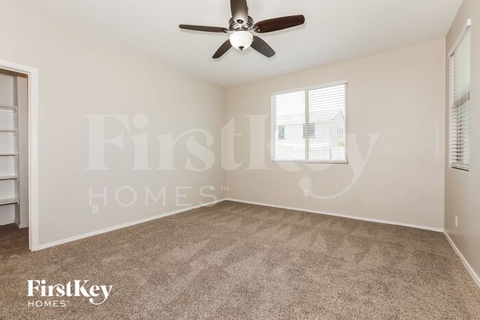 Building Photo - 1732 W Desert Spring Way