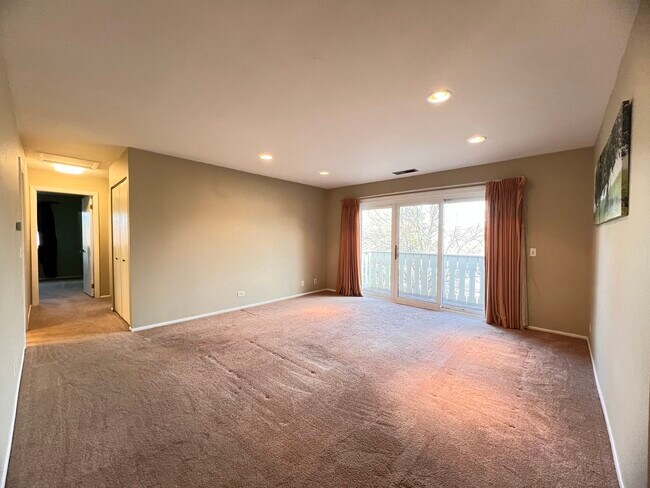 Building Photo - 1542 Heather Ct