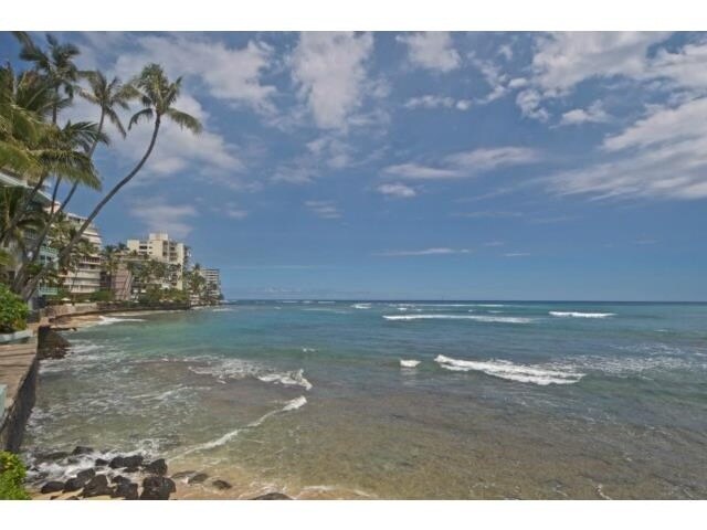 Building Photo - 2937 Kalakaua Ave