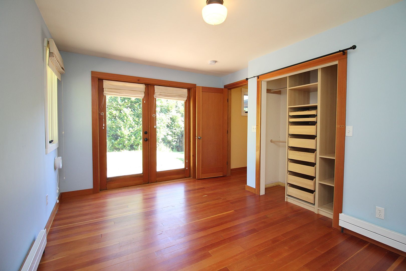 Building Photo - 9233 SW Brier Pl