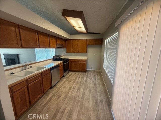 Building Photo - 6275 Meadowbrook Ln