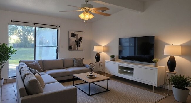 Building Photo - 1003 N 4th St