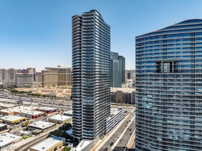 Building Photo - 4471 Dean Martin Dr