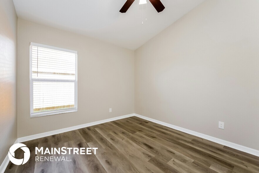Building Photo - 3607 75th St W