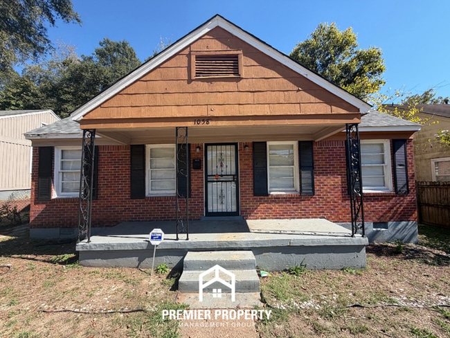 Primary Photo - 1058 S Highland St