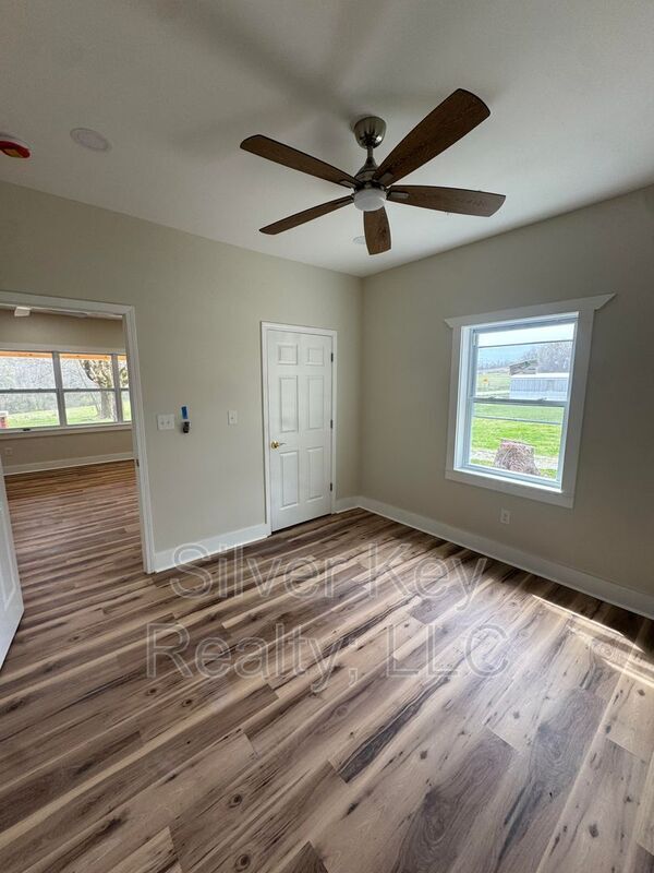 Building Photo - 3663 Sweetwater Vonore Rd