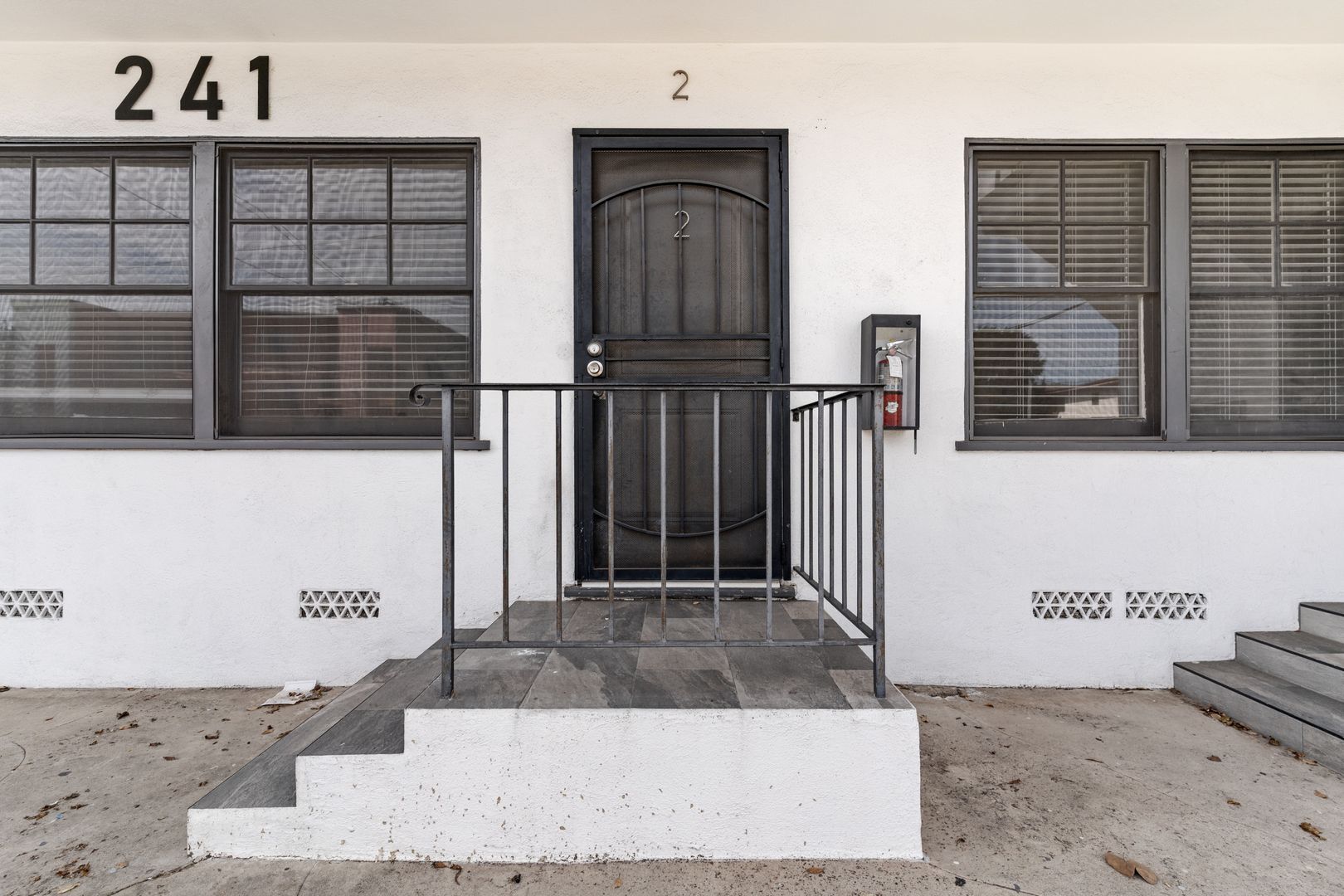 Building Photo - 241 Bonito Ave