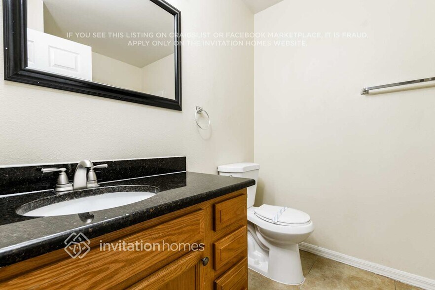Building Photo - 7945 Harbor Bend Cir