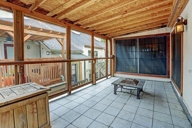 Building Photo - 4320 Hazard St