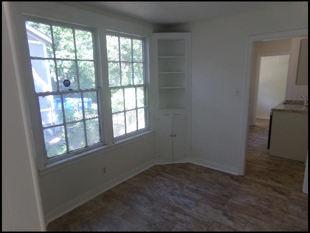 Building Photo - 2609 S Tyler St