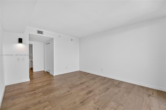 Building Photo - 4250 Biscayne Blvd