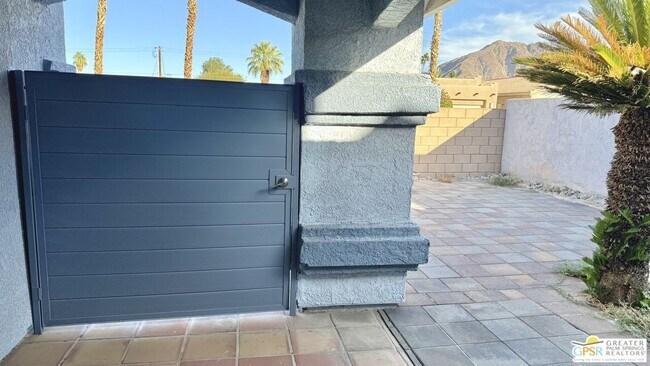 Building Photo - 51905 Avenida Rubio