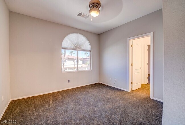 Building Photo - 92 Teton Pines Dr