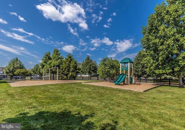 Building Photo - 3534 Winthrop Ln