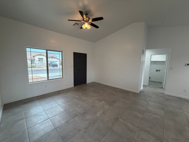 Building Photo - BRAND NEW 3 BEDROOM HOME!