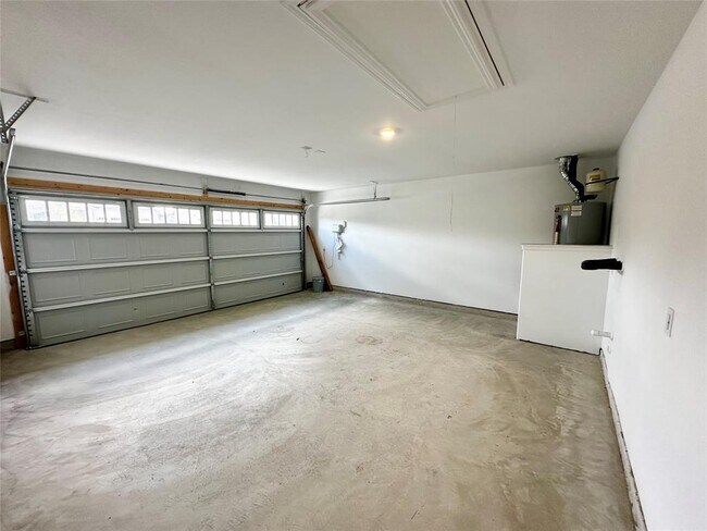 Building Photo - 159 Mayacama Lp