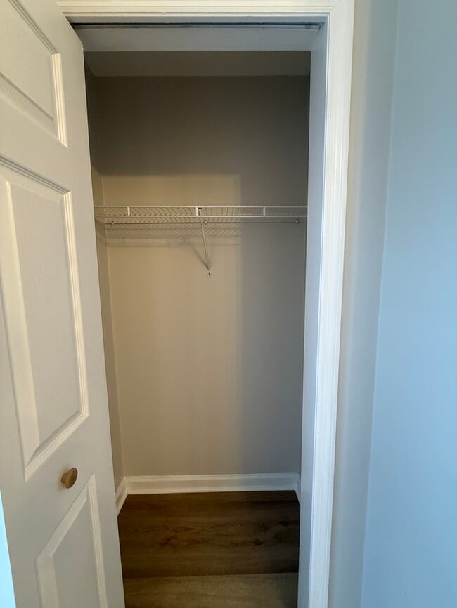 Building Photo - 328 Myrtle Ave