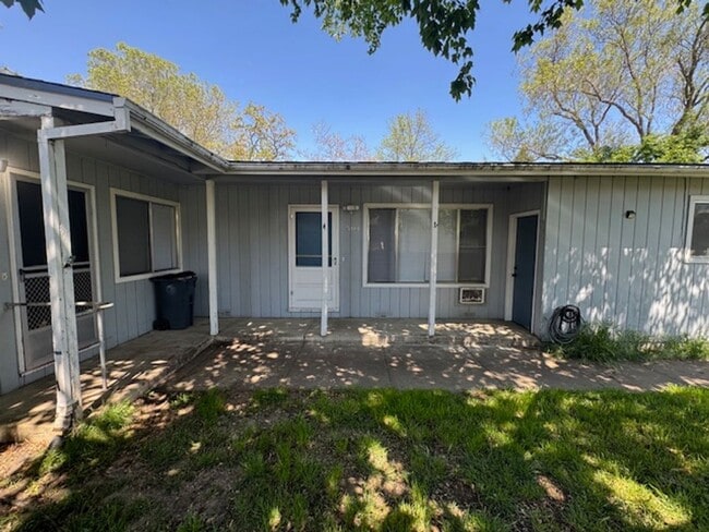 Building Photo - 510-512 PLUM
