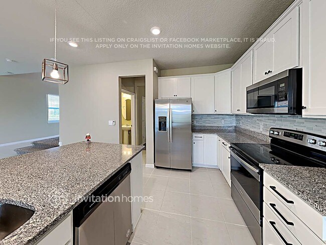 Building Photo - 2275 Bur Oak Blvd