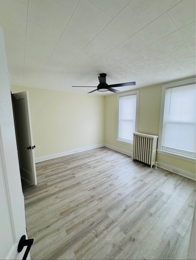 Building Photo - 211 N 11th St