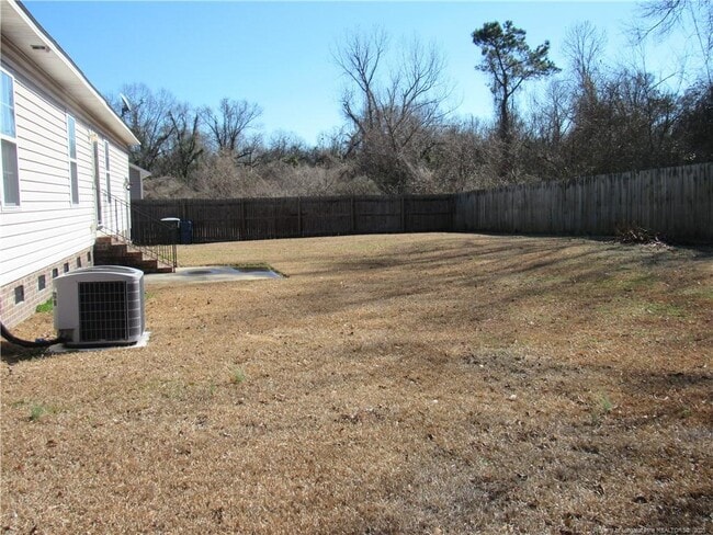 Building Photo - 304 Kingdom Estate Dr