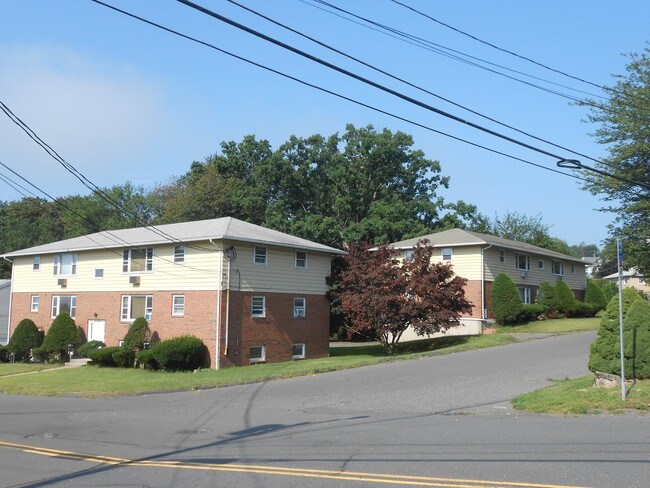 Primary Photo - 138 New Haven Ave