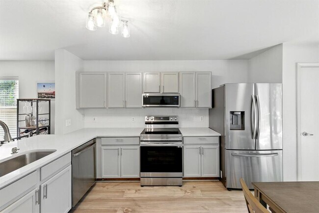 Building Photo - 5307 Apple Orchard Ln