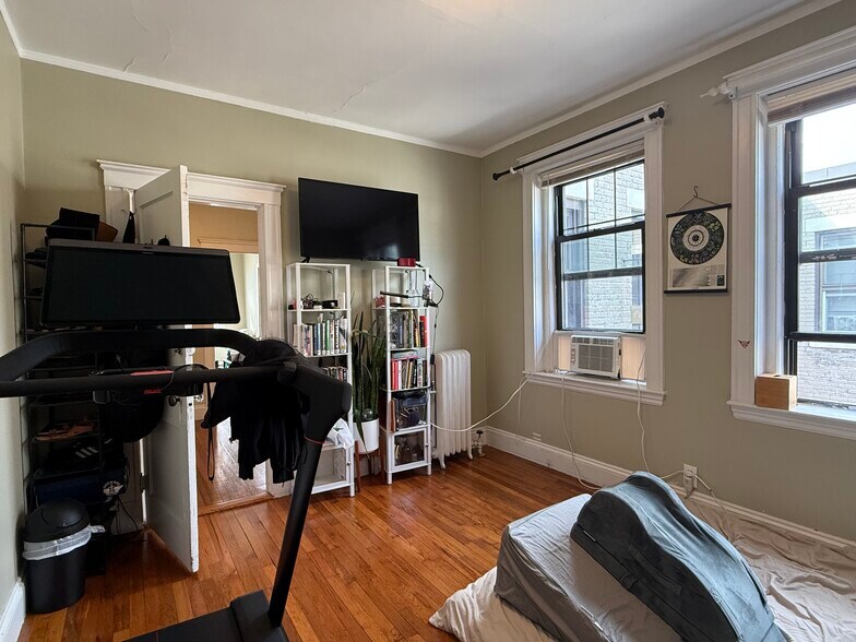 Building Photo - 311 Allston St