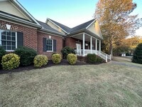 Building Photo - Rental in Country Walk! Clemson, SC
