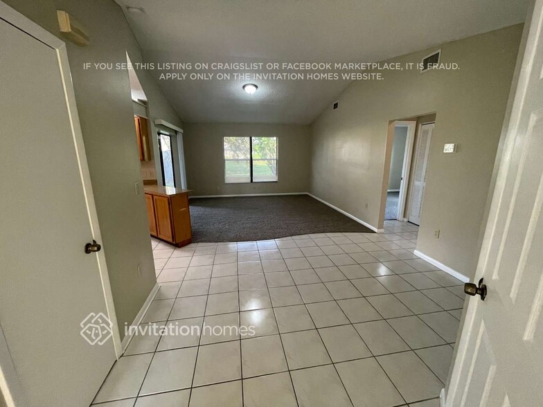 Building Photo - 26097 Dolman Ct