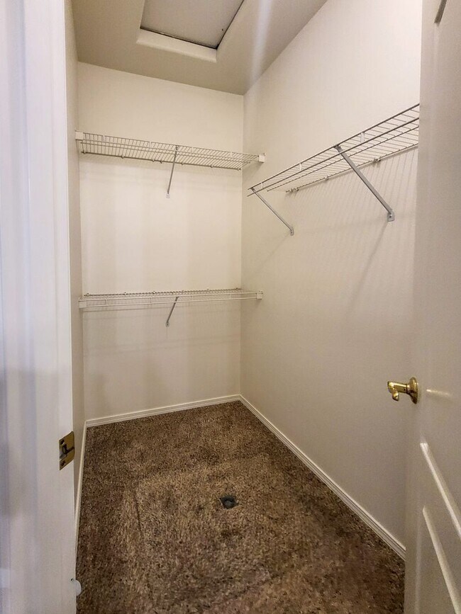 Building Photo - 2345 Mule Deer Ct NW