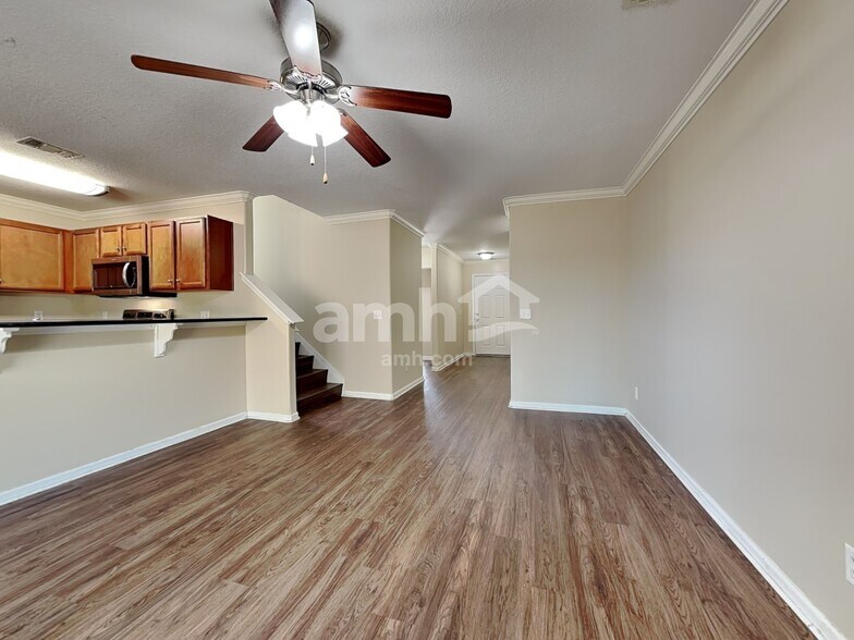 Building Photo - 171 Fox Glen Ct